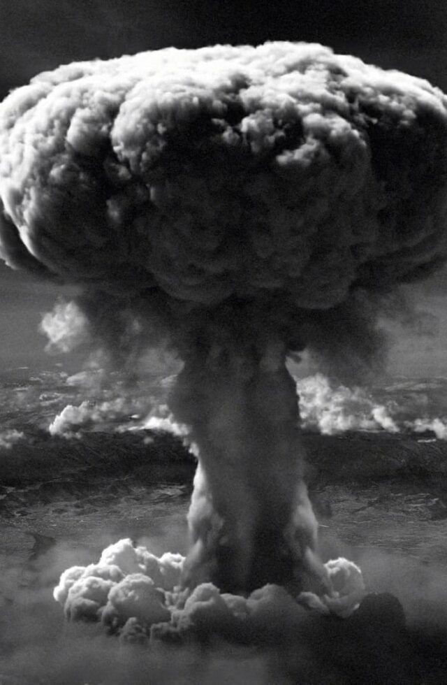 Explosao De Bomba Atomica Na Agua Hiroshima E Nagasaki: 80 Anos Das
