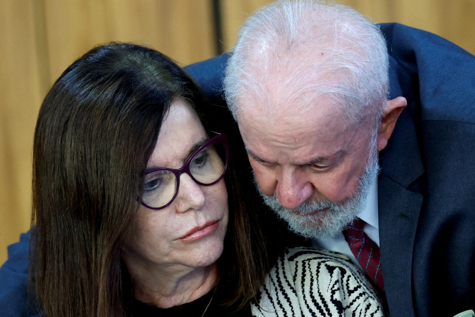 Nova presidente da Petrobras diz que está alinhada com Lula ...