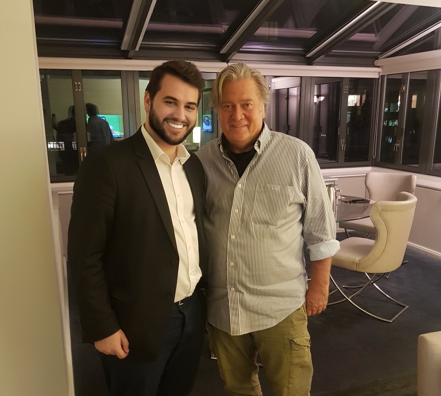Filipe Martins e Steve Bannon