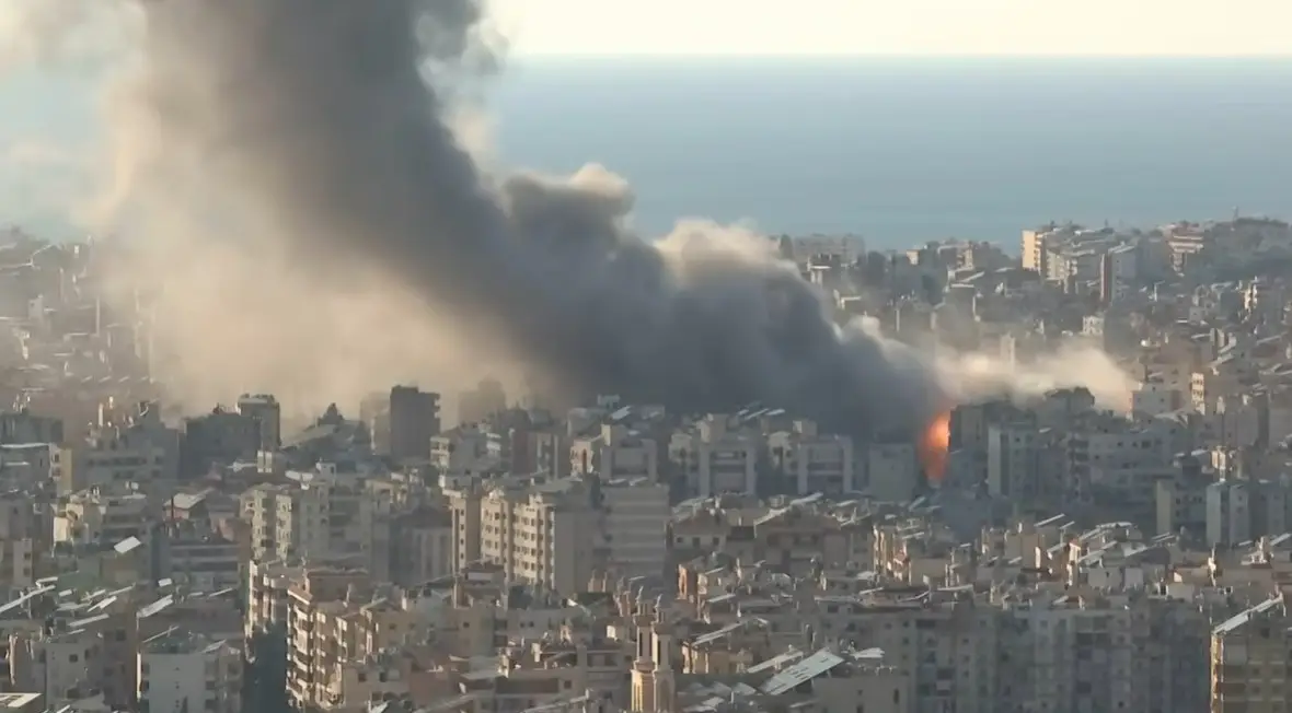 Bombardeio israelense em Beirute, capital do Líbano, após ataque do Hezbollah