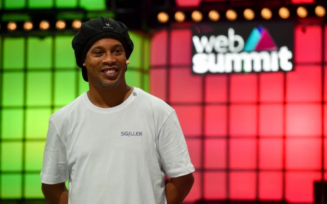 7 vezes que Ronaldinho Gaúcho foi o ‘rei do rolê aleatório’