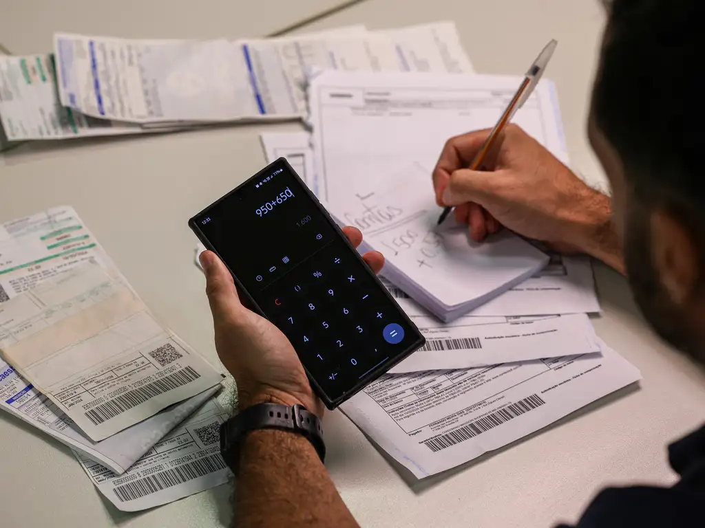 Endividamento cresce desde 2025 e chega a maior número