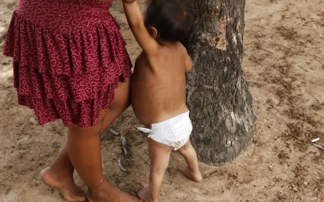 ‘É preciso levar mães solo da invisibilidade à política pública’