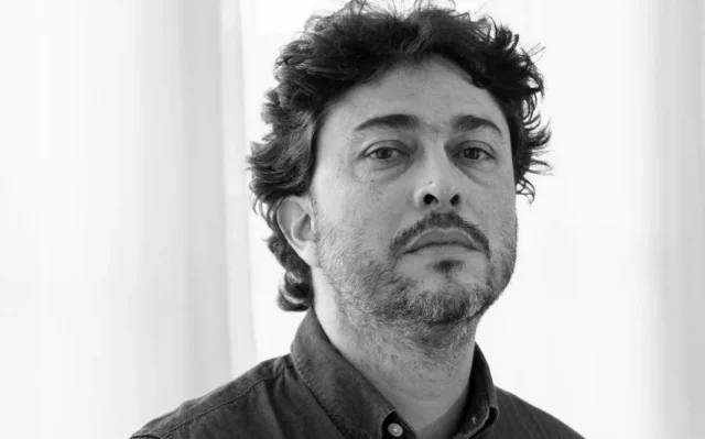 ‘Livros não são pedestais nos quais precisamos subir’