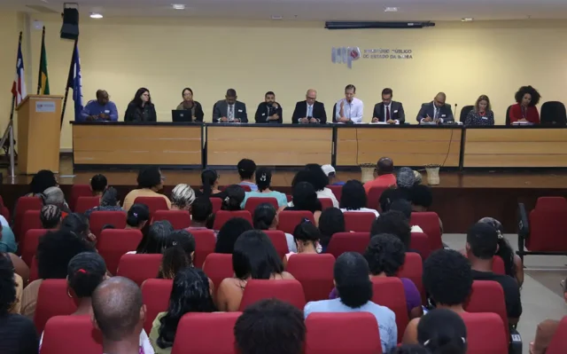 Quilombolas acusam governo da Bahia de tentar expulsar famílias de território tradicional