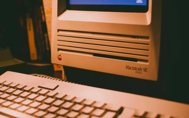 Como era comprar seu primeiro computador nos anos 1990